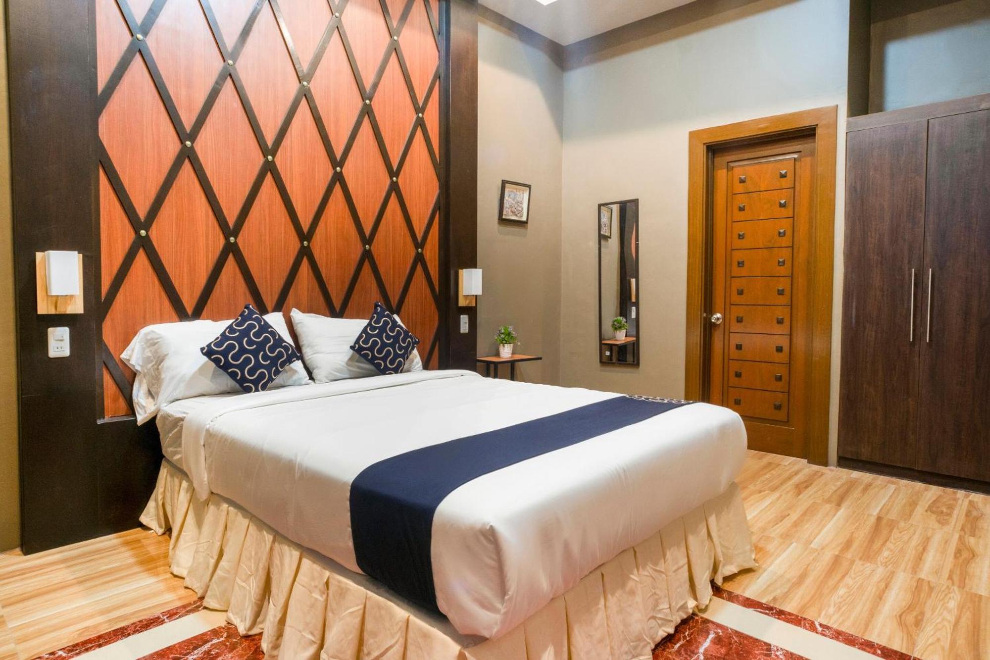 Capital O 460 World Palace Hotel Davao City Extérieur photo