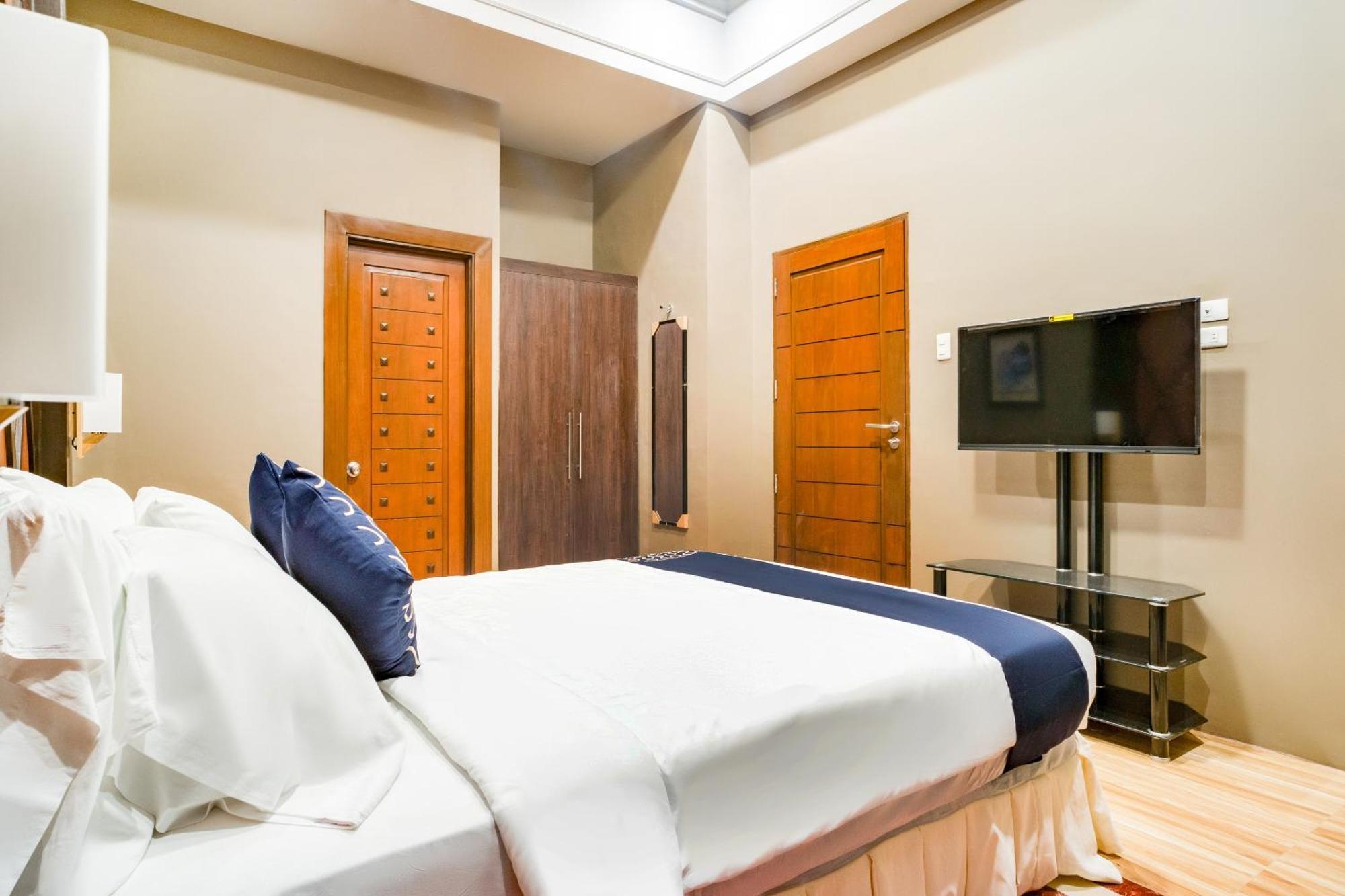 Capital O 460 World Palace Hotel Davao City Extérieur photo