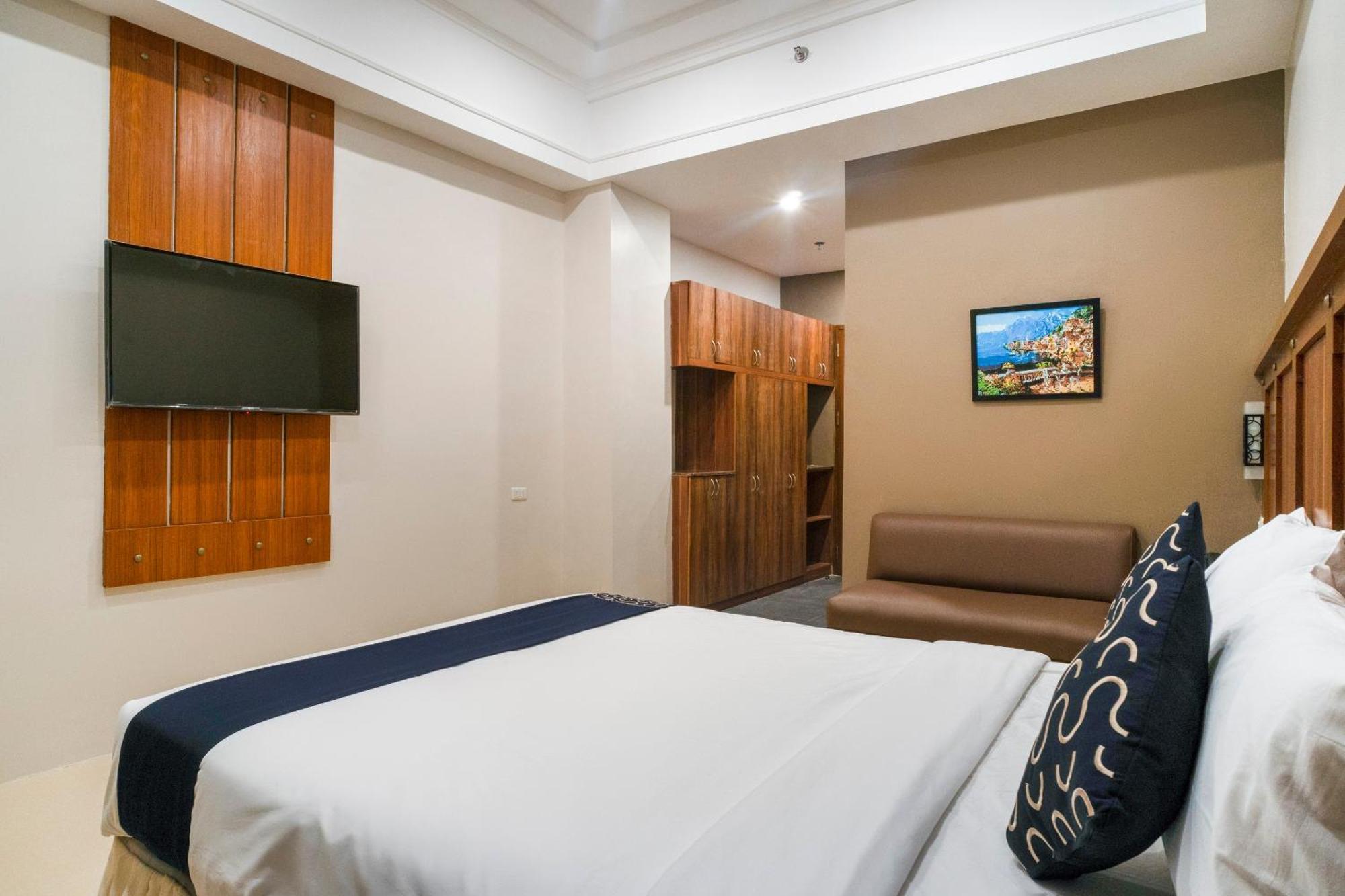 Capital O 460 World Palace Hotel Davao City Extérieur photo