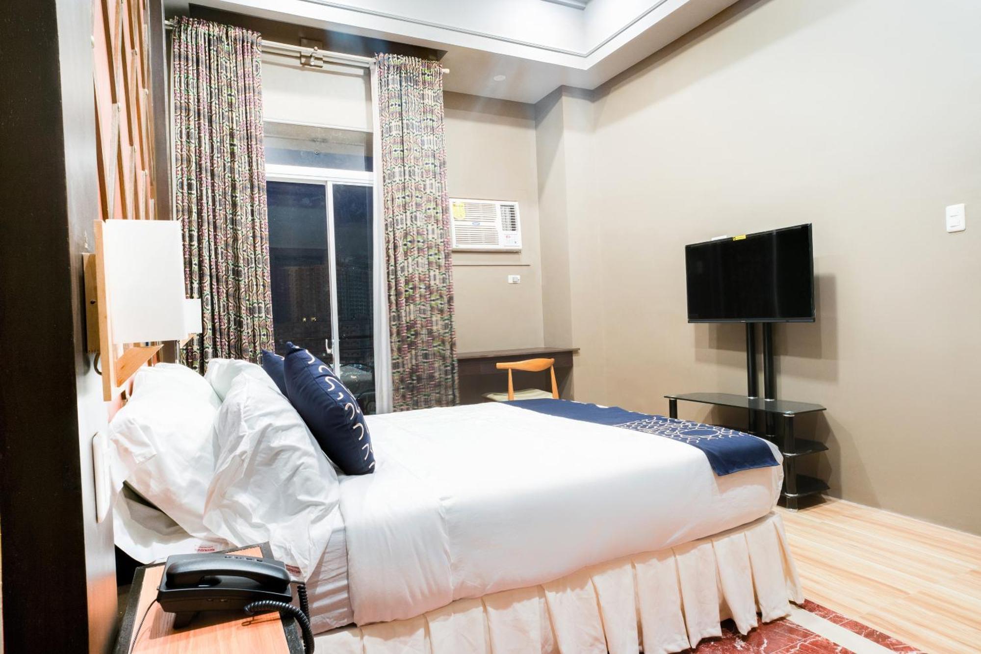 Capital O 460 World Palace Hotel Davao City Extérieur photo