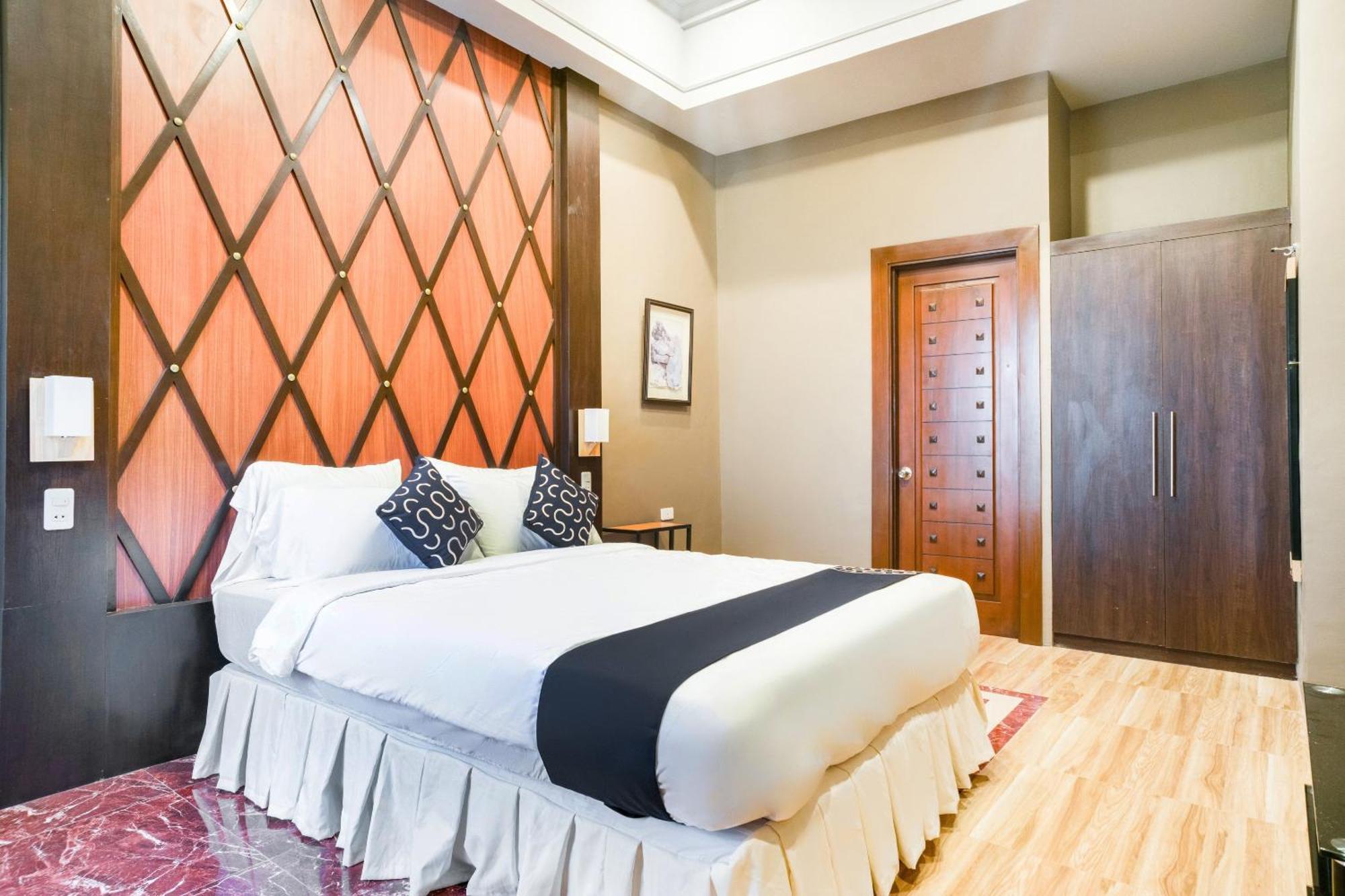 Capital O 460 World Palace Hotel Davao City Extérieur photo